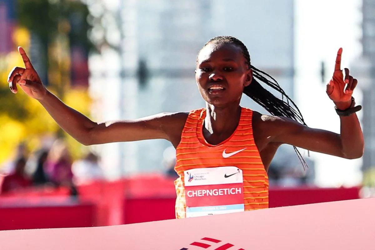 Ruth Chepngetich of Kenya Smashes World Record by Nearly 2 Minutes at Chicago Marathon