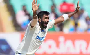 Big Blow For India! Jasprit Bumrah 'Flies back Home'; Not To Play Wankhede Test: Report