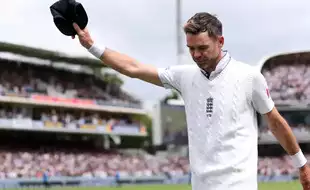 I See James Anderson...: Former Mumbai Indians Star Jokes About Entering IPL 2025 Auction Aged 50